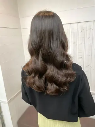 ロング カラー パーマ ヘアアレンジ N° +aero 横浜のヘアスタイル