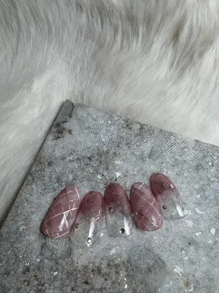 ネイル IRY nail 黒須莉奈のネイルデザイン