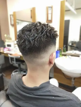 ショート おしゃれさろんオオキ所属・男を磨く Barber オオキのヘアスタイル