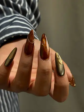 ネイル shiba / nailistのネイルデザイン