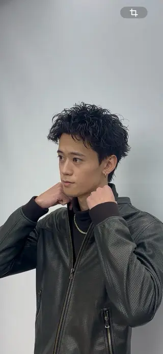 ショート パーマ メンズ fifth 栄 メンズサロン所属・🔥メンズパーマ職人 fifth🔥りょうのヘアスタイル