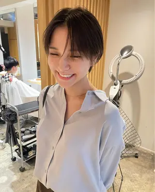 ショート カラー 透明感カラー🫧 CHIHIROのヘアスタイル