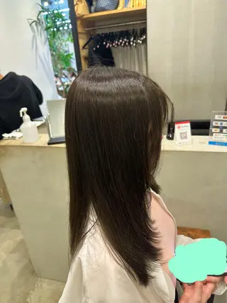 カラー 川口開世 layer cutのヘアスタイル