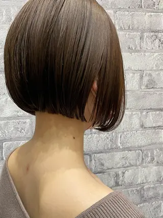 ショート 高槻裕二 ショートボブ縮毛矯正のヘアスタイル