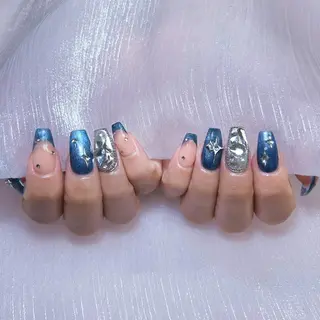 ネイル DIAMOND 💅のネイルデザイン