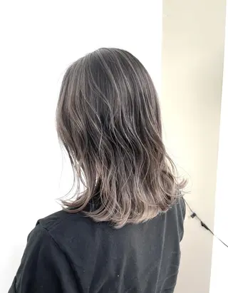 セミロング waku 豊橋藤沢店所属・waku 豊橋藤沢店のヘアスタイル