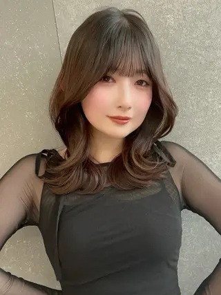 セミロング カラー メンズ 韓国レイヤー 店長　渡部晃輝のヘアスタイル