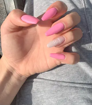 ネイル nailsalon Rのネイルデザイン