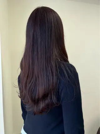 ロング カラー 湯谷 菜々美のヘアスタイル