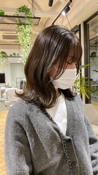 ミディアム 各務原/カラー/ブリ ーチお任せください!のヘアスタイル