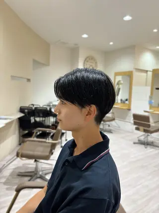 ショート メンズ ヘアーズボウリアン所属・細谷 陽向のヘアスタイル