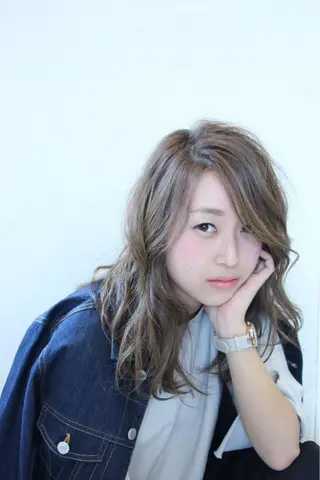 ミディアム セミロング ロング カラー LoRE hair 四条河原町 西尾友里のヘアスタイル