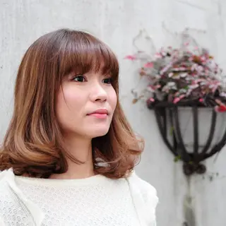 ミディアム カラー kou艶髪師色髪師 こう 艶髪師色髪師のヘアスタイル