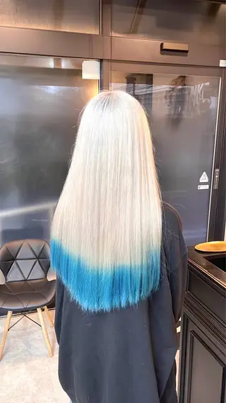 カラー 鴇田 幸咲 /ハイトーンカラーのヘアスタイル