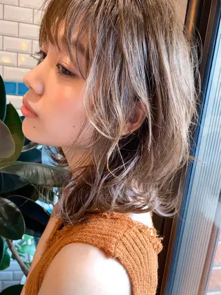 ミディアム 新宿/韓国レイヤー/ 顔周りカット松本美晴のヘアスタイル