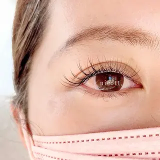 マツエク・マツパ 安藤 真結香のマツエク・マツパデザイン