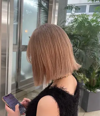 セミロング ブリーチカラー/ 細川はるかのヘアスタイル