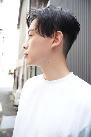 メンズ EMANONシェアサロン心斎橋店所属・韓国メンズヘア ミル クティボブ 足立佳代のヘアスタイル