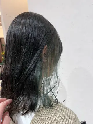 ミディアム カラー 北島 遥香🫧インナ ー /ベージュカラーのヘアスタイル