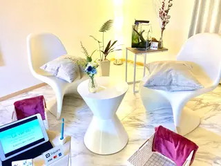 ミディアム カラー パーマ ヘアアレンジ メンズ キッズ ネイル マツエク・マツパ セルフホワイトニングサロン　ラヴィアン所属・ホワイトニングサロン La vie enのその他イメージ