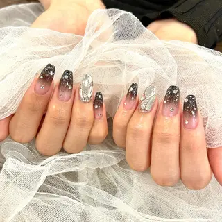 ネイル Cleo🧸伏見店 mikiのネイルデザイン