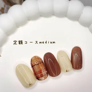 ネイル Ema salon satomiのネイルデザイン