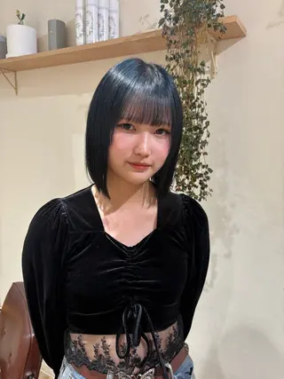 ミディアム カラー 似合わせカット ▫️イチカ🌻のヘアスタイル