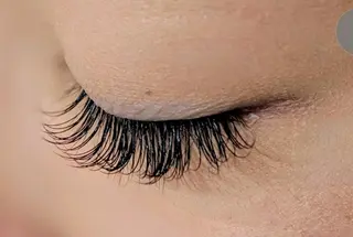 マツエク・マツパ アイデザイナー Key（ケイ）の眉毛・アイブロウイメージ