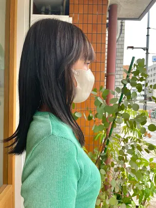 ミディアム カラー Era Hatsuneのヘアスタイル