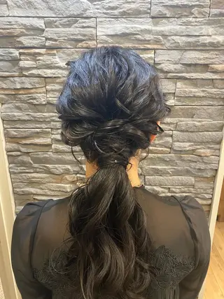 ヘアアレンジ Fika所属・山浦 貴恵のヘアスタイル
