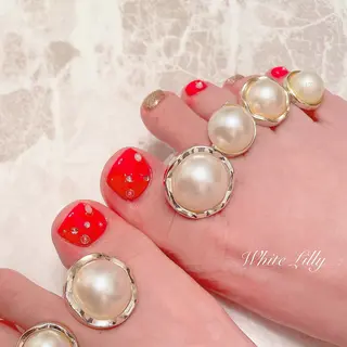 ネイル White lily所属・牧田 雅世のネイルデザイン