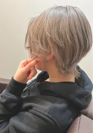 ショート カラー 目を惹く艶髪/髪質 改善カラー🤎ぐっちのヘアスタイル