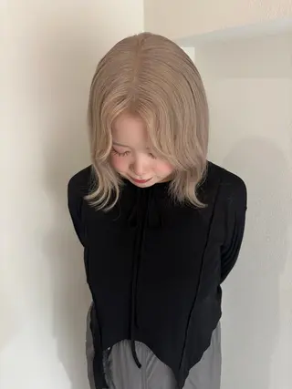 ミディアム MONIQA sakae所属・hina/ハイトーン /ピンクカラー🎀のヘアスタイル