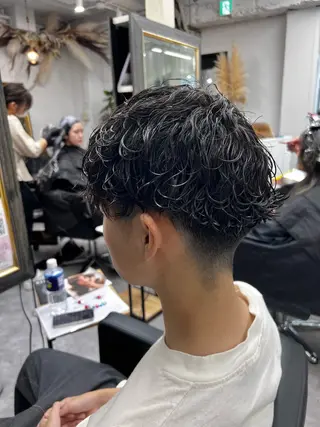 パーマ メンズ 笹江 瑞穂のヘアスタイル