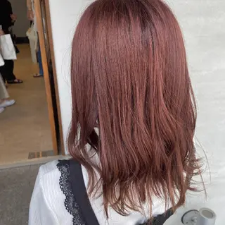 カラー 石田 菜月のヘアスタイル