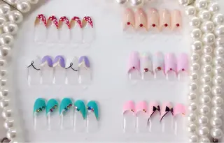 ネイル Chiara チップ長さ出しのネイルデザイン