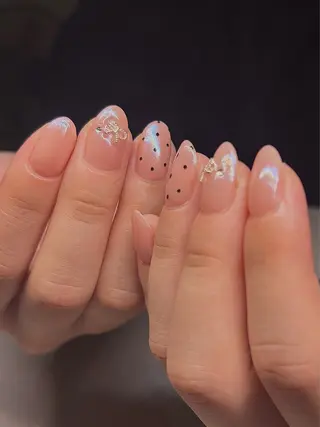ネイル 🫧ユキ🫧 持込OK/平日夜&土のネイルデザイン