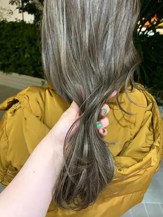 セミロング カラー yukie🌷 /暖色🍒梅田サロンのヘアスタイル