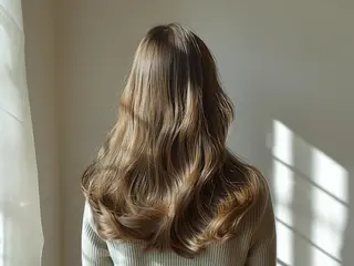 カラー ミディアム 拓海/ 艶と透明感✨のヘアスタイル