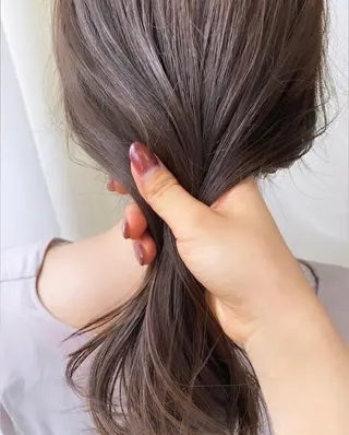 ロング カラー フクダ ジュリのヘアスタイル