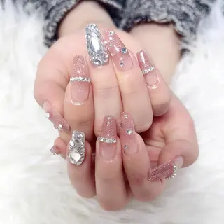 ネイル Elegant beautyカクのネイルデザイン