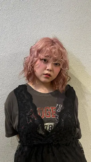 ミディアム ヘアアレンジ ブリーチ 艶カラー🪄莉南のヘアスタイル