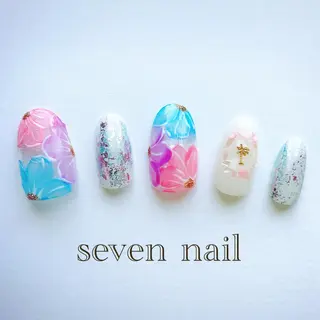 ネイル 名倉 なな子のネイルデザイン