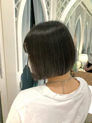 ショート レイヤーカット/ 顔周り 五島巨幹のヘアスタイル