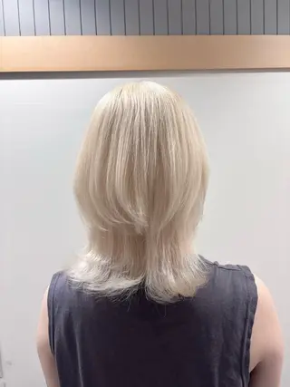 セミロング カラー ブリーチ予約率90% 以上✨森山陽向のヘアスタイル
