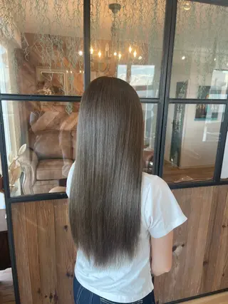 カラー LA BELLA所属・LA BELLA マリナのヘアスタイル