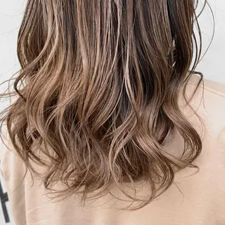 セミロング ︎︎🧸 yuri ︎︎🧸のヘアスタイル