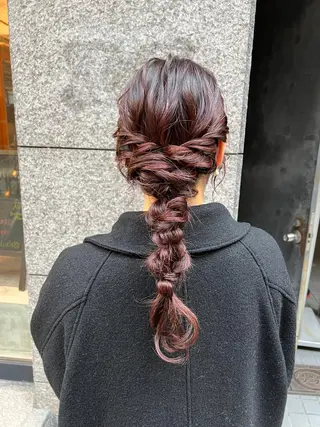 ロング ヘアアレンジ ノイシキ サキのヘアスタイル