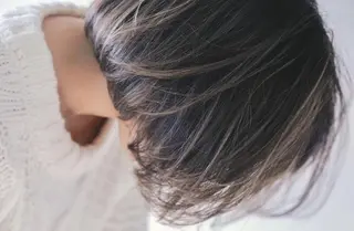 ミディアム カラー ヘアデザイン ヴェルダのヘアスタイル