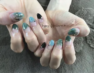 セミロング サロンku'u所属・salon kuuのネイルデザイン